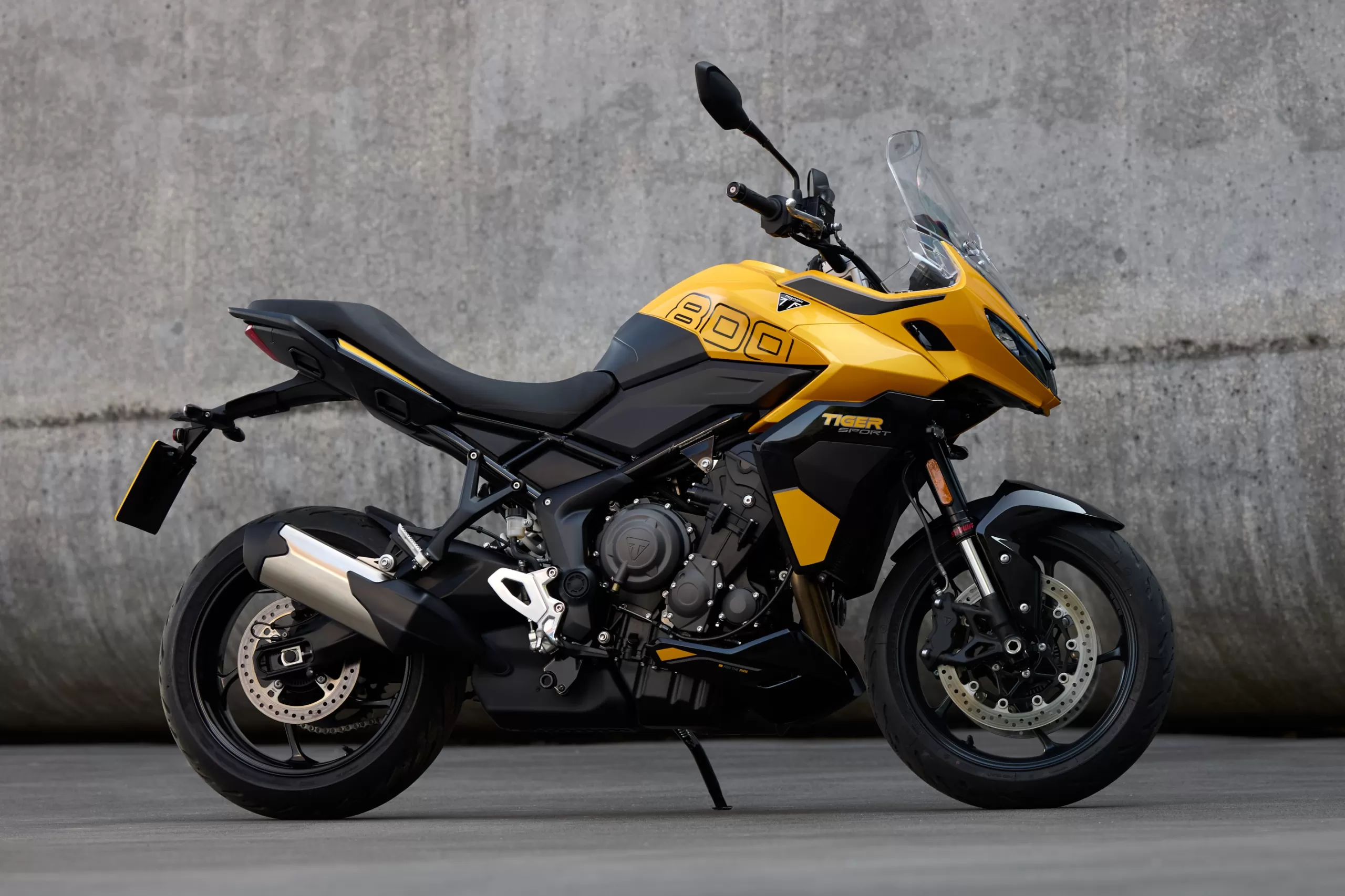 2025 Tiger Sport 800 in Cosmic Yellow