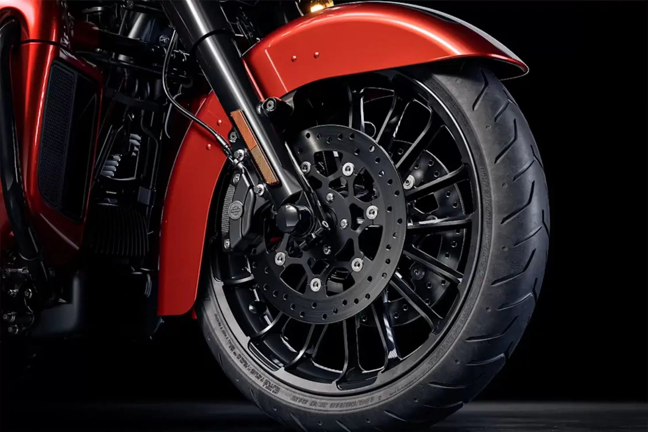 2025 Harley-Davidson Tri Glide Ultra New Wheels